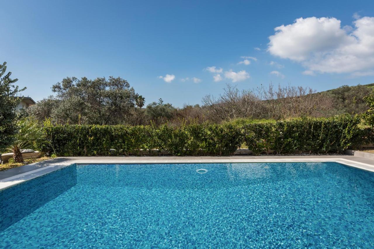 Villa Nina Chania Kolymbari Exterior photo